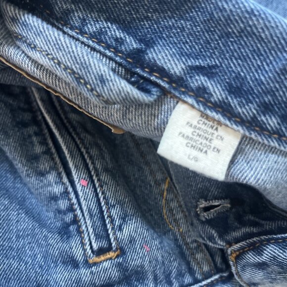 MEN'S SIZE Large LEVI'S THE TRUCKER JEAN VEST IN WZAP PAINT SPLATTER DENIM - Picture 11 of 11